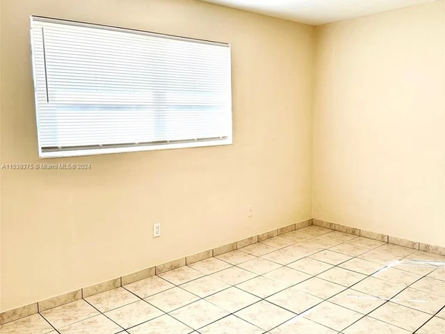 202 SE 3rd Pl # 2, Dania Beach FL 33004