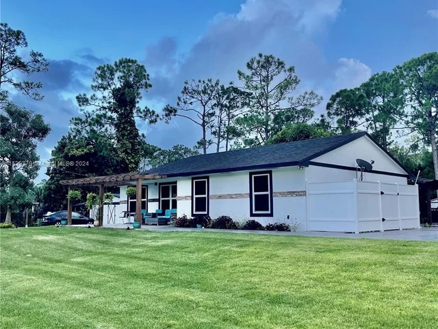 17180 N 64th Pl N # 0, Loxahatchee FL 33470