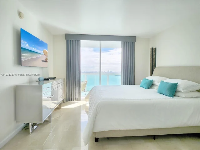 1800 N Bayshore # 4107, Miami FL 33132