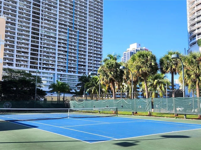 1800 N Bayshore # 4107, Miami FL 33132