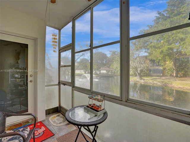 5160 SW 40th Ave # 8D, Dania Beach FL 33314