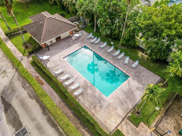 6657 Hidden Cove Dr # 7, Davie FL 33314