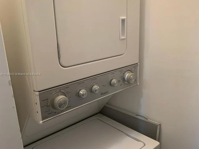 14903 SW 80th St # 209, Miami FL 33193