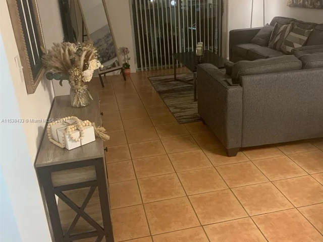 14903 SW 80th St # 209, Miami FL 33193