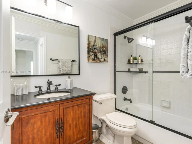 17844 NW 15th Ct, Pembroke Pines FL 33029