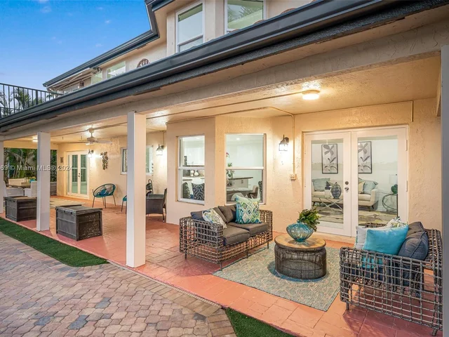 17844 NW 15th Ct, Pembroke Pines FL 33029