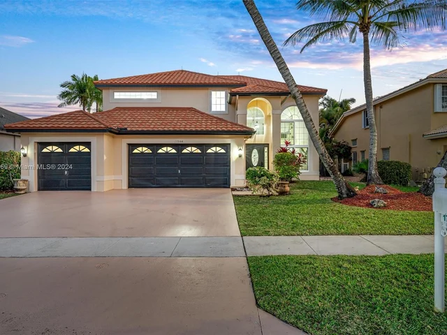 17844 NW 15th Ct, Pembroke Pines FL 33029