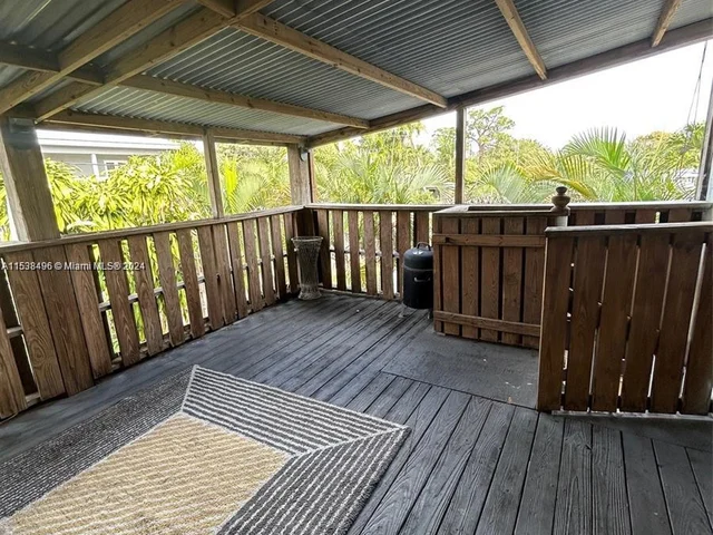 1531 NE 35th # 1, Oakland Park FL 33334