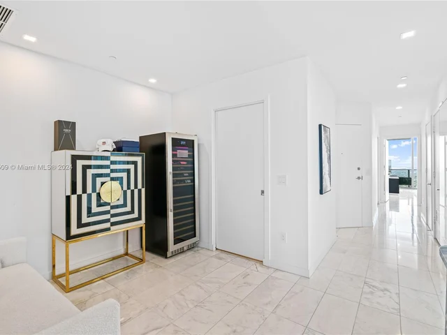 480 NE 31 Street # 3907, Miami FL 33137