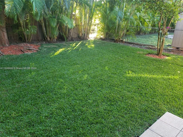 9440 SW 169th St, Palmetto Bay FL 33157