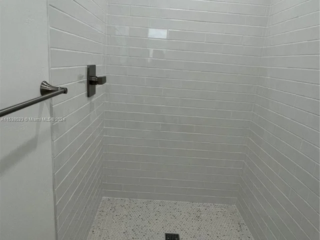 110 SW 30th Rd, Miami FL 33129