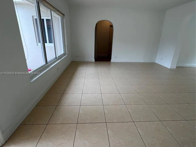 110 SW 30th Rd, Miami FL 33129