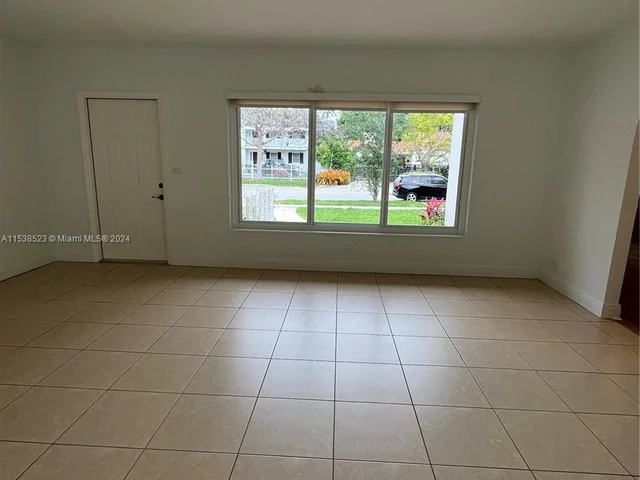 110 SW 30th Rd, Miami FL 33129