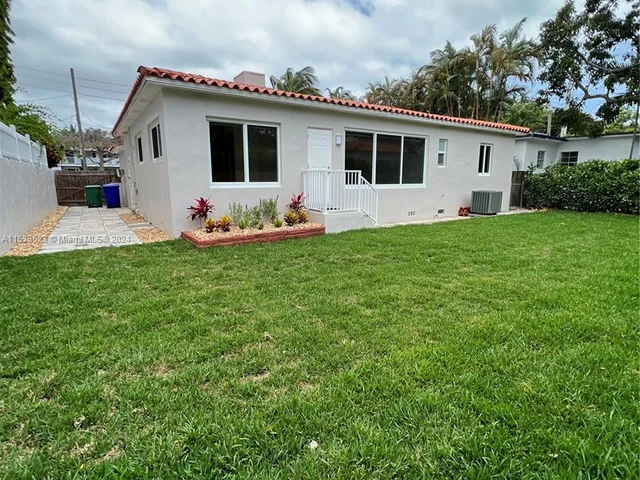 110 SW 30th Rd, Miami FL 33129