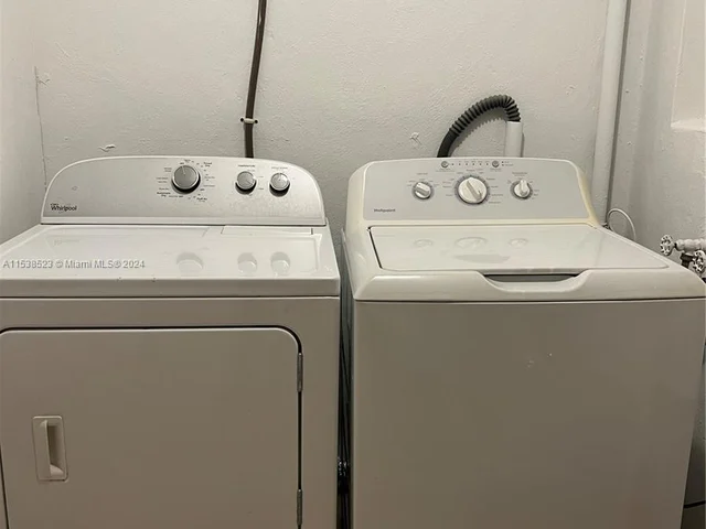 110 SW 30th Rd, Miami FL 33129