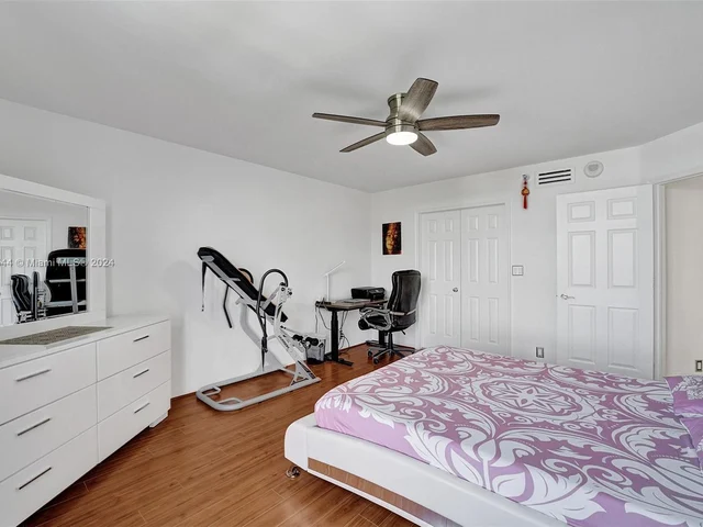 3530 Mystic Pointe Dr # 2002, Aventura FL 33180