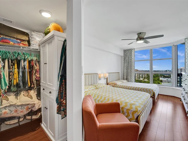 3530 Mystic Pointe Dr # 2002, Aventura FL 33180