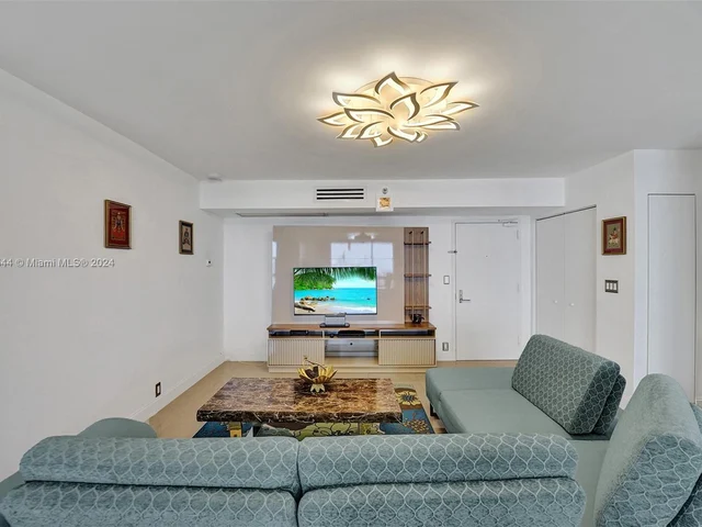 3530 Mystic Pointe Dr # 2002, Aventura FL 33180