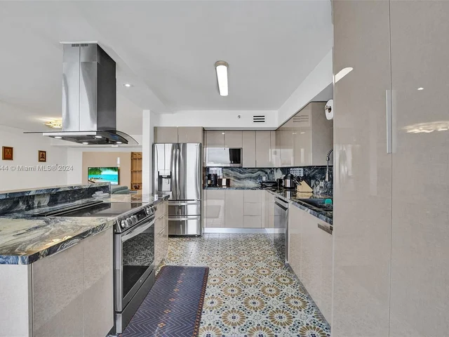 3530 Mystic Pointe Dr # 2002, Aventura FL 33180