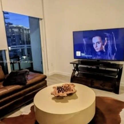 1080 Brickell Ave # 2507, Miami FL 33131