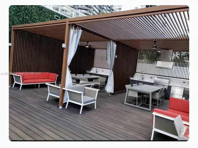 1080 Brickell Ave # 2507, Miami FL 33131