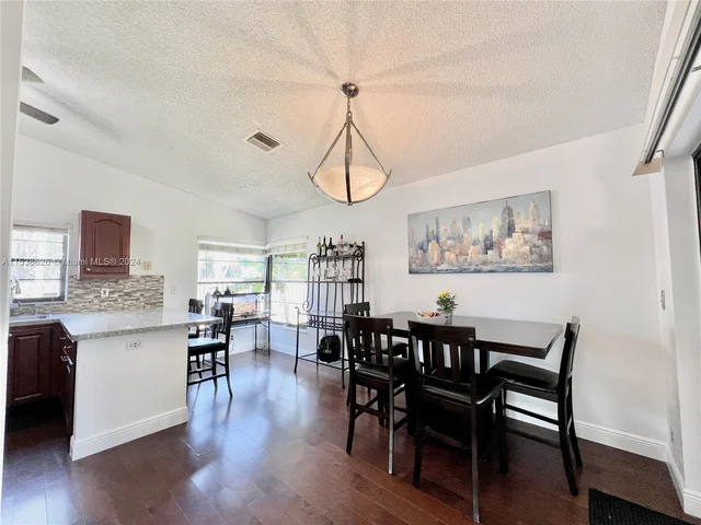 3250 NW 106th Ave, Sunrise FL 33351