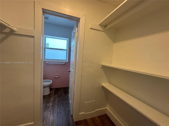 1821 Thomas St # 6, Hollywood FL 33020