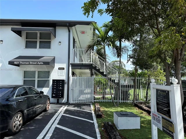 1821 Thomas St # 6, Hollywood FL 33020