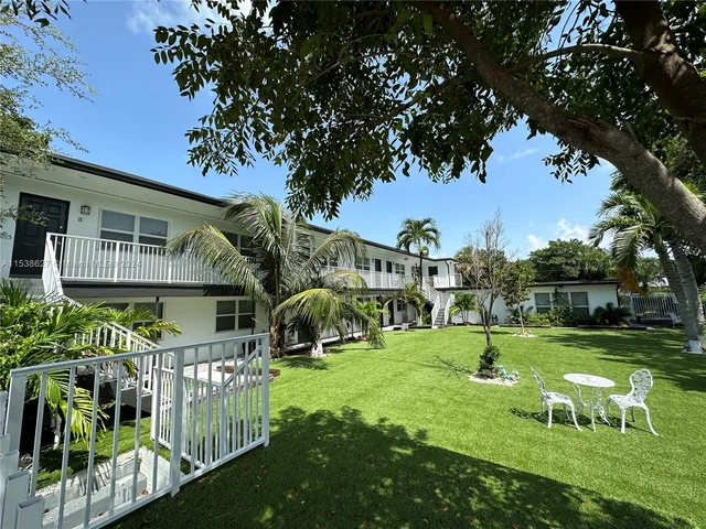 1821 Thomas St # 6, Hollywood FL 33020