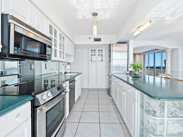 19195 NE 36th Ct # 2910, Aventura FL 33180