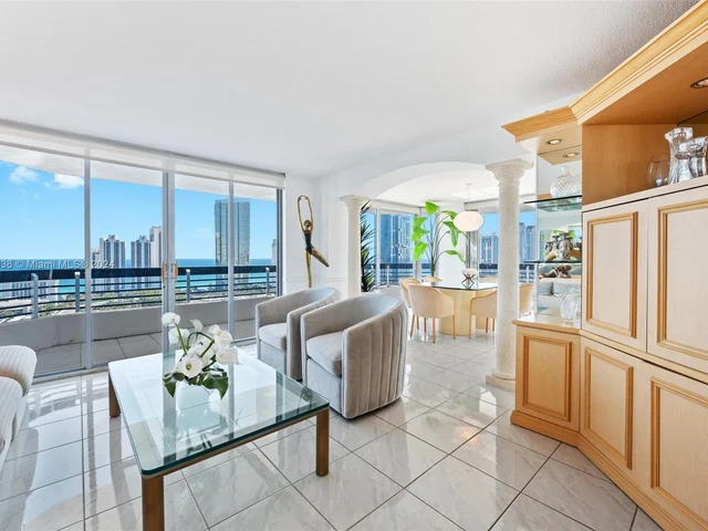 19195 NE 36th Ct # 2910, Aventura FL 33180