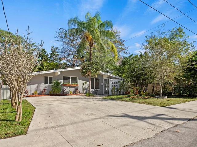 3353 Charles Ave, Miami FL 33133