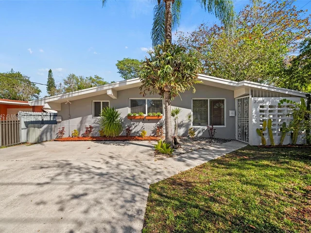 3353 Charles Ave, Miami FL 33133