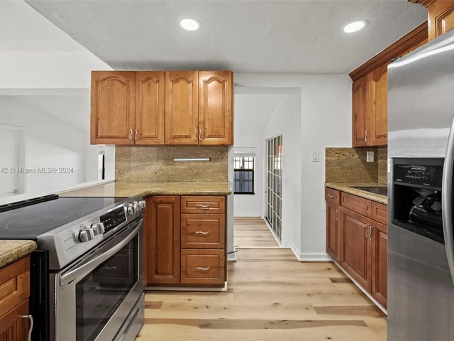 3353 Charles Ave, Miami FL 33133