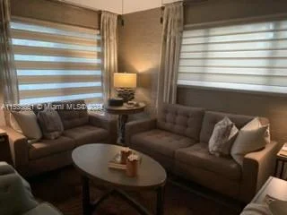 1417 NE 22nd St, Wilton Manors FL 33305