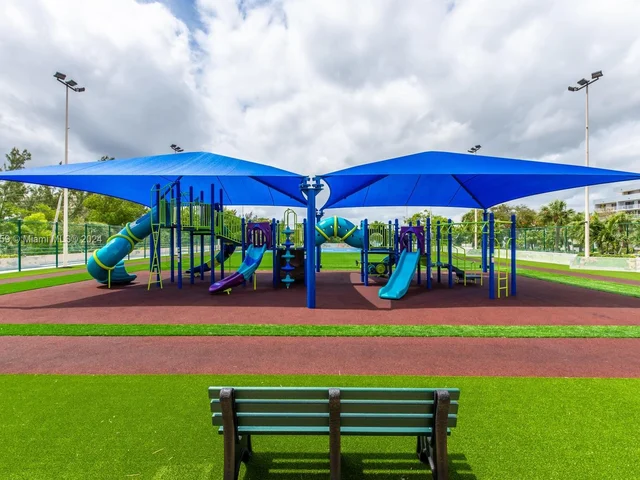 1800 NE 114th St # 706, Miami FL 33181