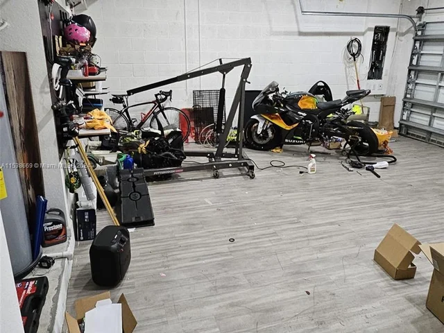 27563 SW 133rd Ave, Homestead FL 33032