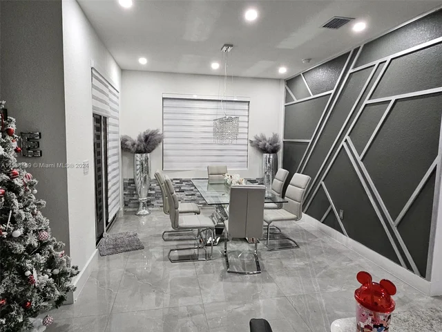 27563 SW 133rd Ave, Homestead FL 33032