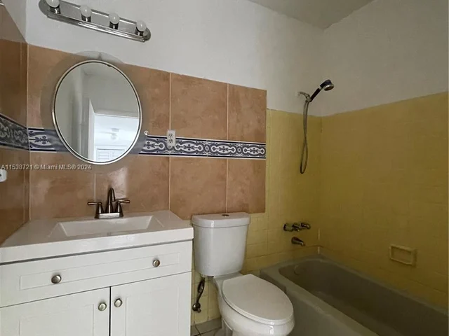 7271 Gary Ave # 21, Miami Beach FL 33141