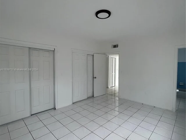 7271 Gary Ave # 21, Miami Beach FL 33141