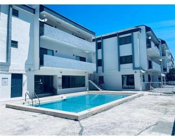 3582 NE 171st St # 201, North Miami Beach FL 33160