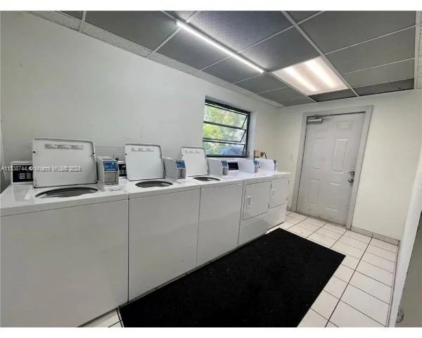 3582 NE 171st St # 201, North Miami Beach FL 33160