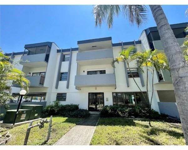 3582 NE 171st St # 201, North Miami Beach FL 33160