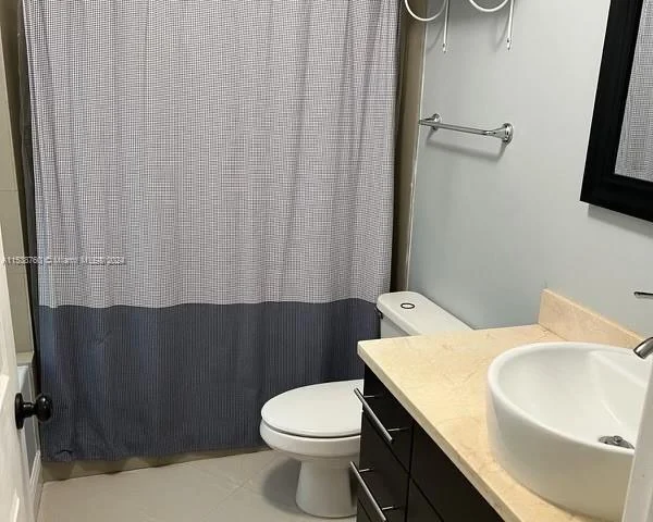 17199 NE 2nd Ct, North Miami Beach FL 33162