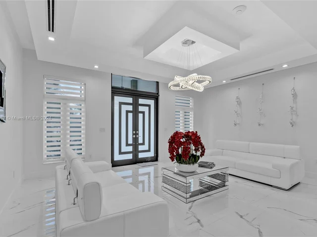 5815 SW 107th Pl, Miami FL 33173