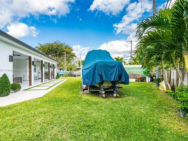 5815 SW 107th Pl, Miami FL 33173