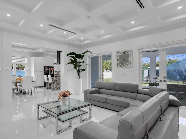 5815 SW 107th Pl, Miami FL 33173