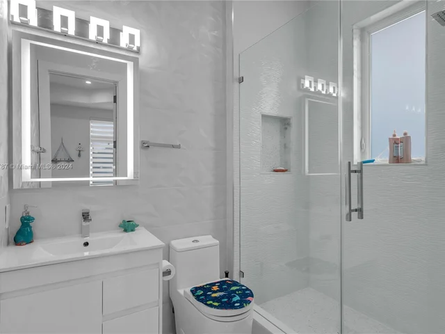 5815 SW 107th Pl, Miami FL 33173