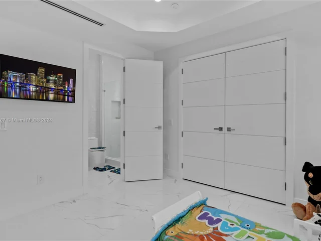 5815 SW 107th Pl, Miami FL 33173