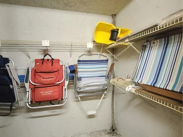 3507 Oaks Way # 505, Pompano Beach FL 33069